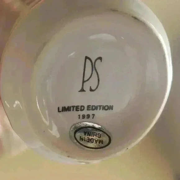 Paul Sebastian Limited Edition 1997 Vase - Picture 4 of 4